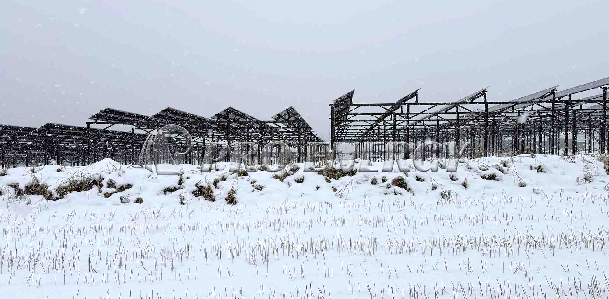 日本における750kW農業用太陽光発電架台システムソリューション