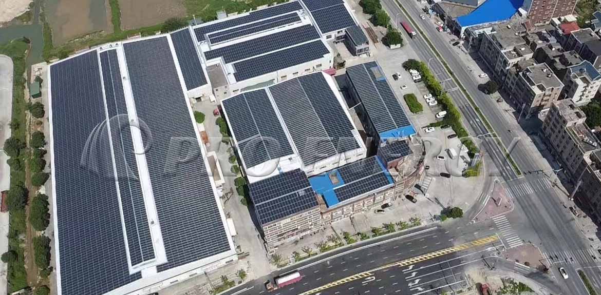 4MWp BIPV屋根設置型太陽光発電システムソリューション